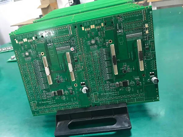 北京電路板SMT貼片價(jià)格便宜嗎？